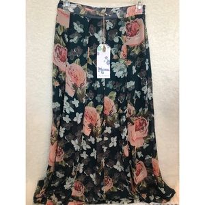 Maxi skirt